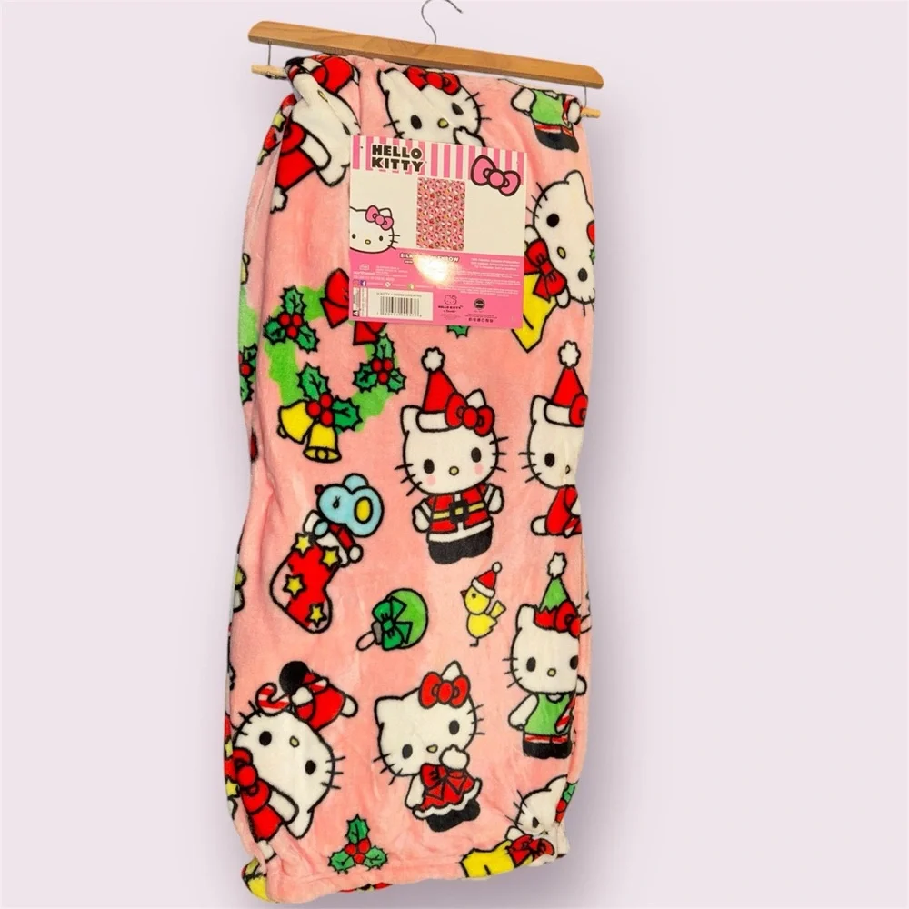 Hello Kitty Silk Touch Throw Blanket - Holiday‎ Edition, 50” x 70” Cozy Fleece